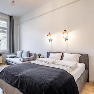 Luxurious At Center Apartamento Budapest